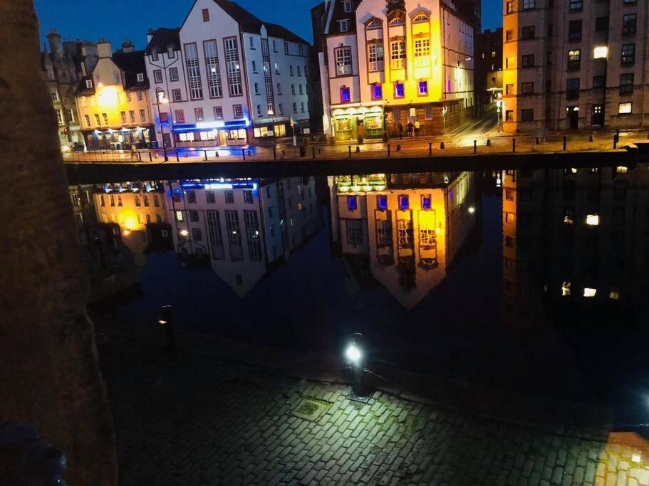 Vibrant Apartment At The Shore In Leith Edinburgh Luaran gambar