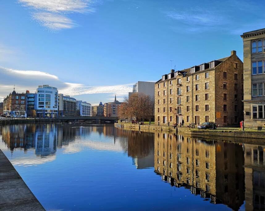 Vibrant Apartment At The Shore In Leith Edinburgh Luaran gambar